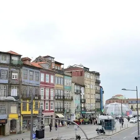 Open-air Terrace In Historic Heart Of Apartment Porto